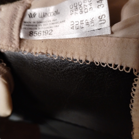 Wacoal Cream Bra.  34C - Picture 5 of 9